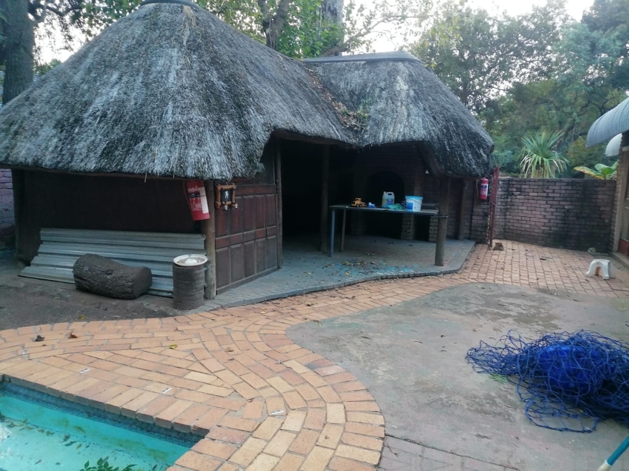 4 Bedroom Property for Sale in Geelhoutpark North West